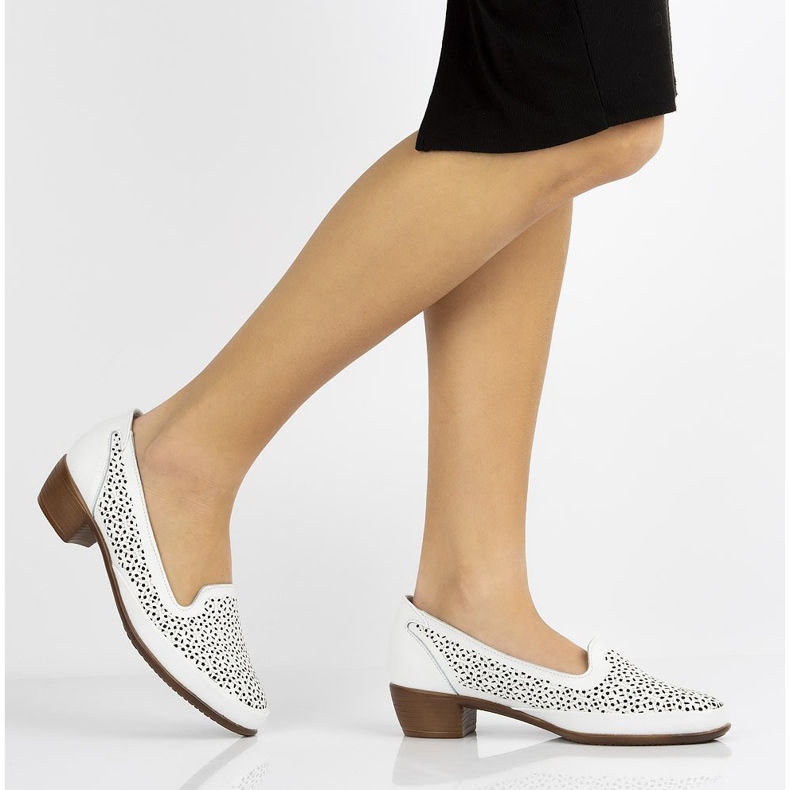 Pantofi din piele Filippo DP1405 / 20 Wh alb 1