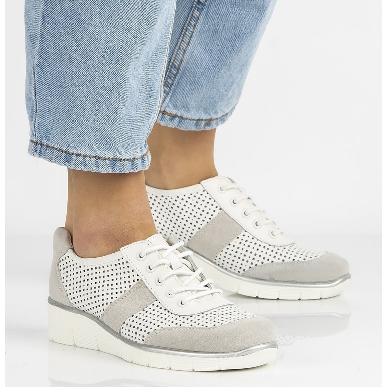 Pantofi din piele Filippo DP028 / 20 Wh alb 2