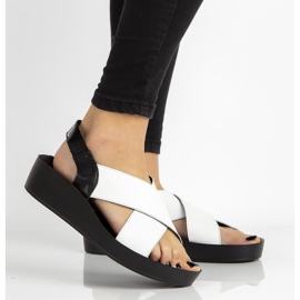 Sandale din piele Filippo DS2060 / 21 Wh alb 1