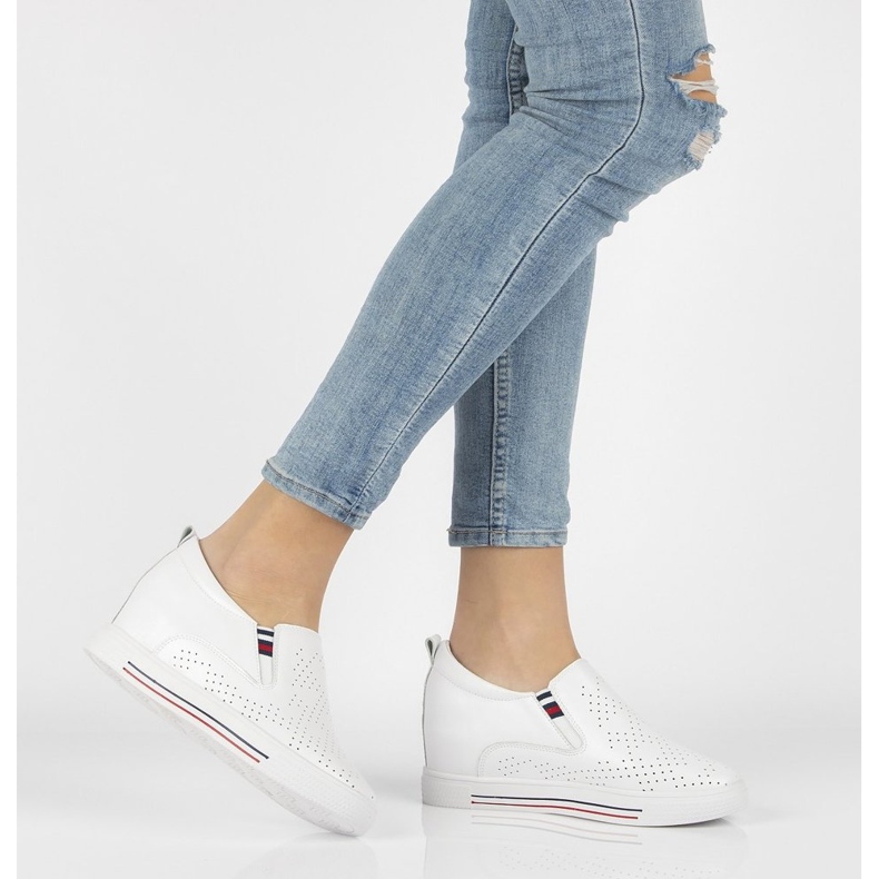 Pantofi din piele Filippo DP1356 / 21 Wh alb 1