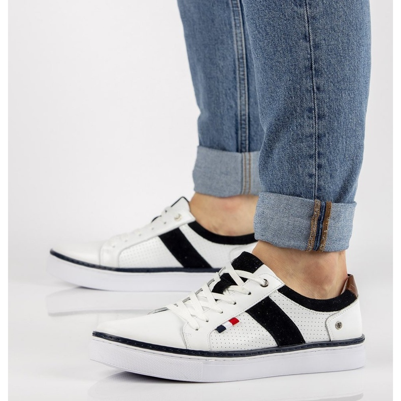 Pantofi din piele Filippo MP2330 / 21 Wh alb 1