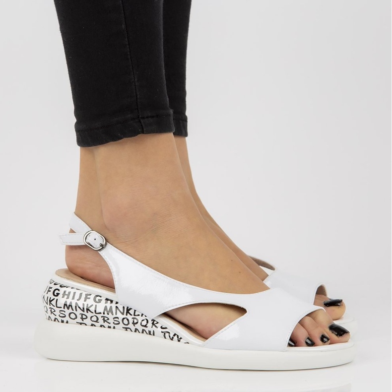 Sandale pe pană Filippo DS2315 / 21 Wh alb 1