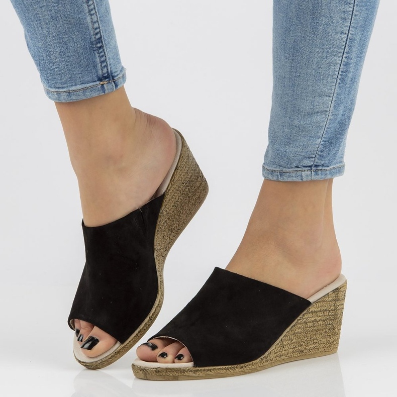 Papuci de piele Filippo DK2143 / 21 Bk negru 2