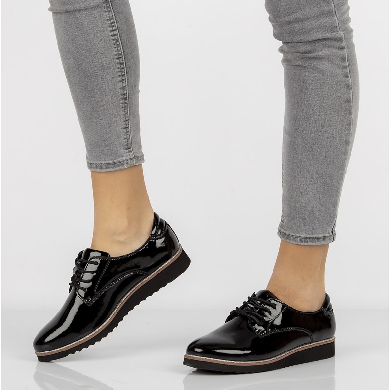 Pantofi din piele Filippo DP1514 / 22 Bk negru 1