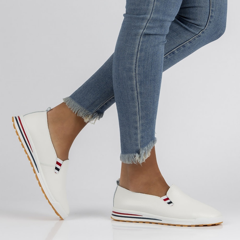 Pantofi din piele Filippo DP3510 / 22 Wh alb 1