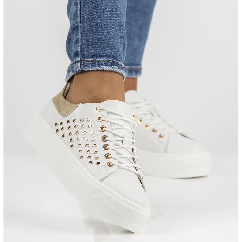 Pantofi din piele FILIPPO DP3531 / 22 Wh alb de aur 1