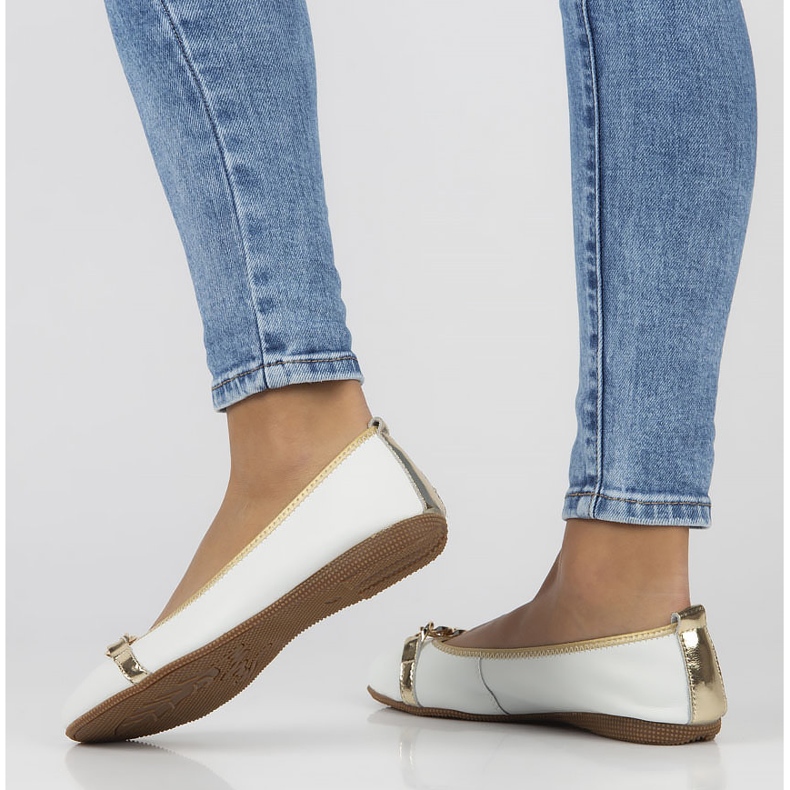 Balerini din piele Filippo DP3709 / 22 Wh alb 2