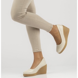 Pantofi din piele Filippo DP3521 / 22 Be beige bej 1