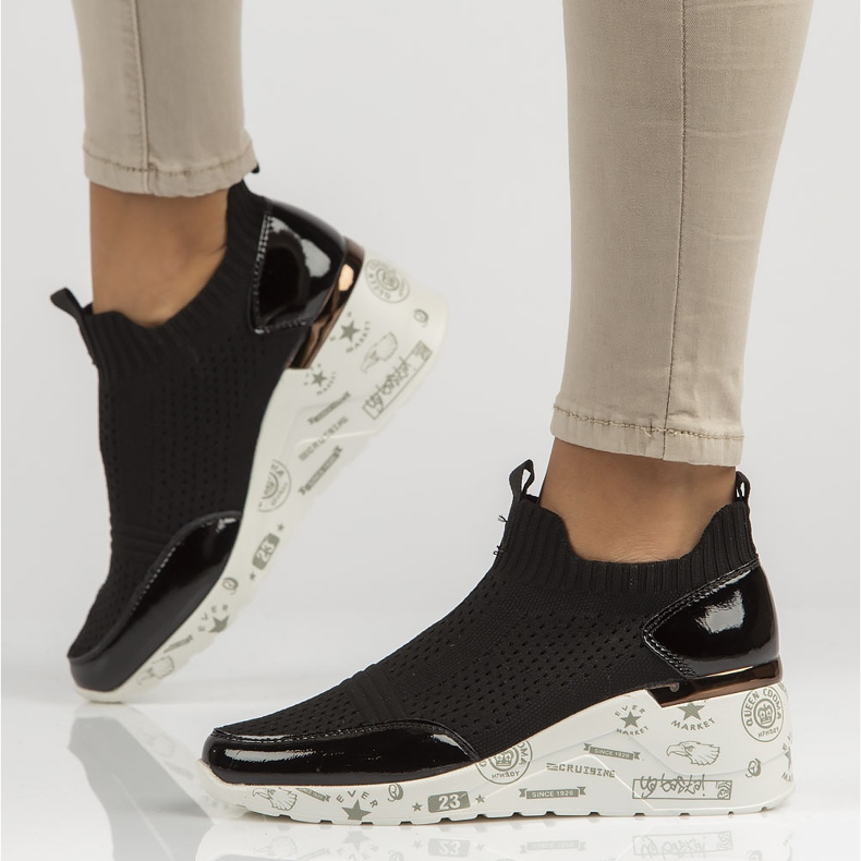 Pantofi din piele Filippo DP3551 / 22 Bk negru 1