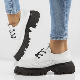 Pantofi din piele Filippo DP3909 / 22 Wh alb 1