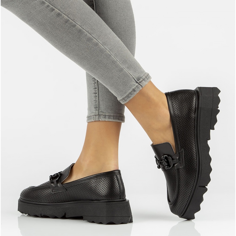 Pantofi din piele Filippo DP3910 / 22 Bk negru 2