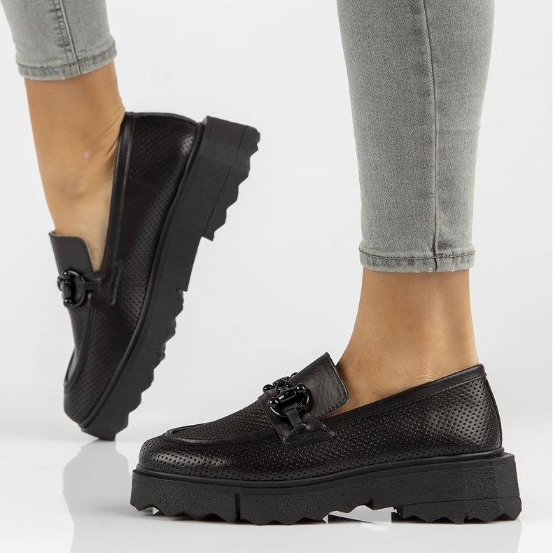 Pantofi din piele Filippo DP3910 / 22 Bk negru 1