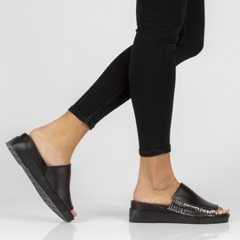 Papuci din piele Filippo DK3921 / 22 Bk negru 1