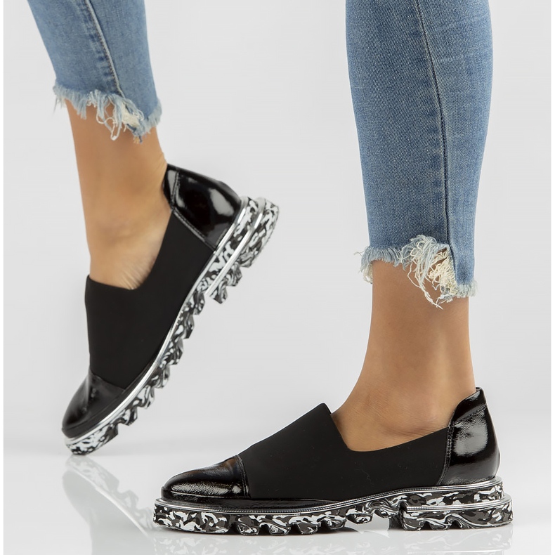 Pantofi din piele Filippo DP3920 / 2022 Bk negru 1