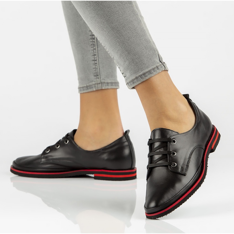 Pantofi din piele Filippo DP3917 / 2022 Bk negru 1