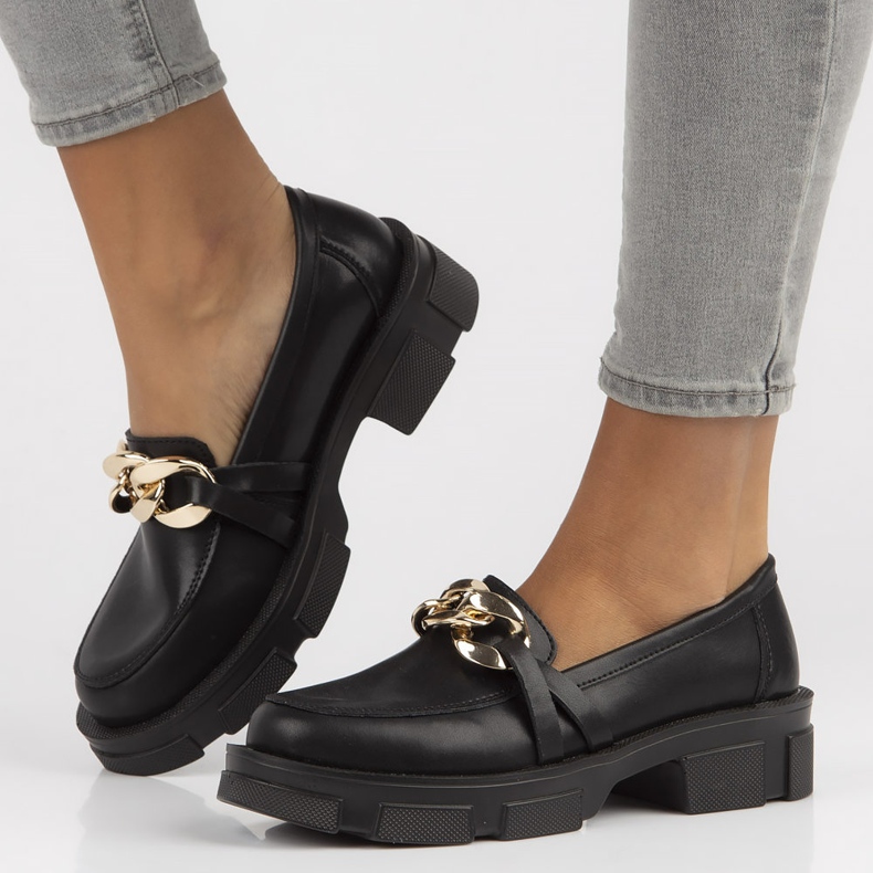 Pantofi din piele Filippo DP3221 / 22 Bk negru 1