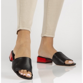 Papuci de piele Filippo DK3721 / 22 Bk negru 5