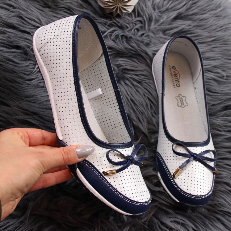 Balerini ajurat din piele albă de damă eVento 1