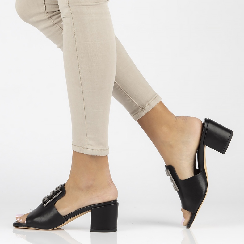 Papuci piele Filippo DK3731 / 22 Bk negru 1