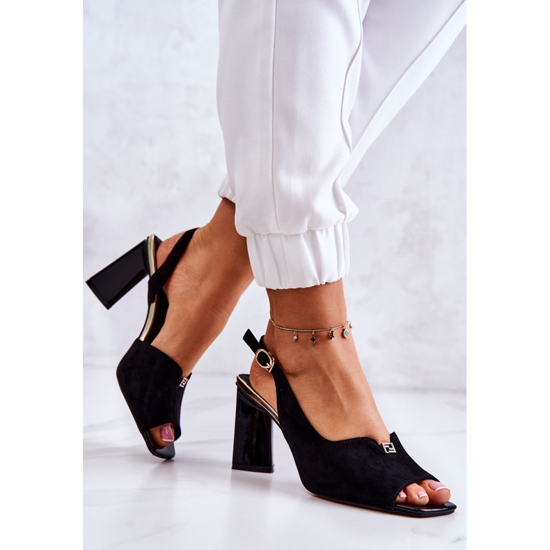 S.Barski Sandale din piele intoarsa Neagra Fiorine Pe Un Bar negru 2