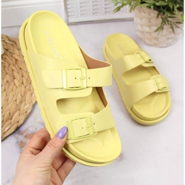Flip-flops din cauciuc galben cu catarame în S.Barski 1