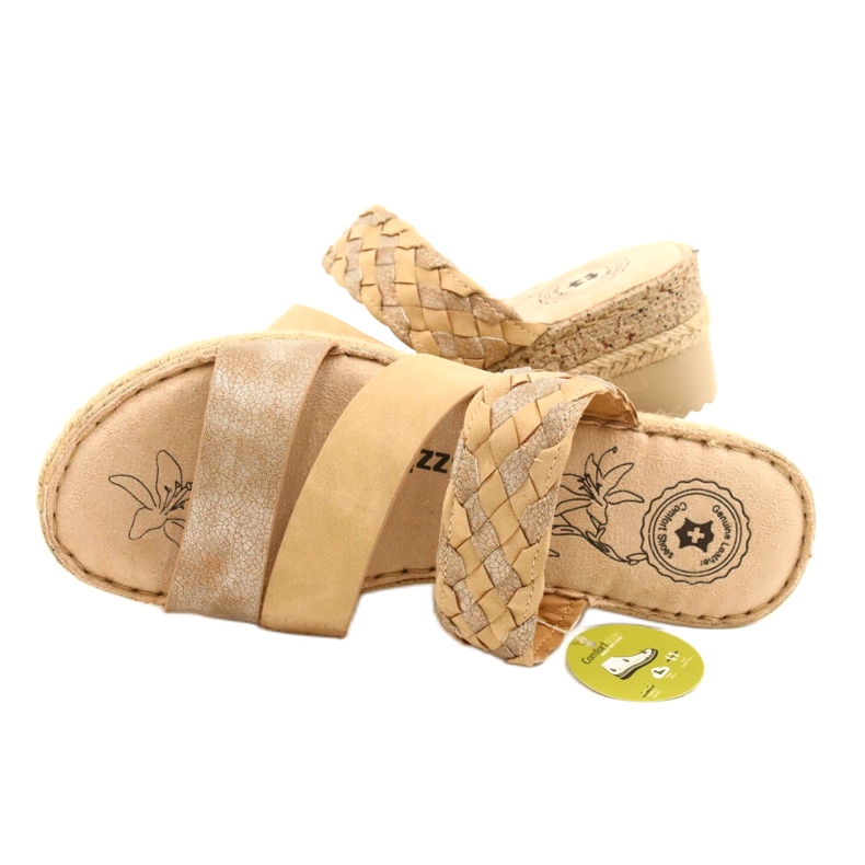 Flip-flops pentru femei cu o împletitură cu pană Jezzi 22SD98-4566 BEIGE bej 4