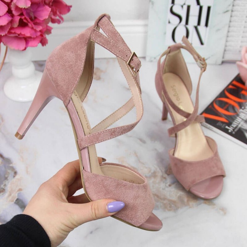 Sandale roz pe un toc înalt W Sergio Leone 1