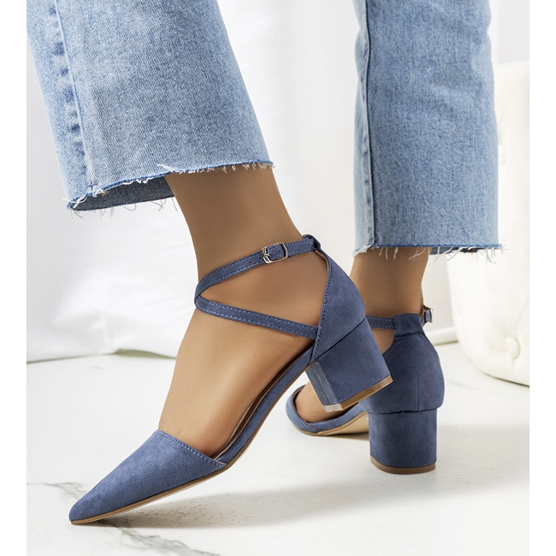 Pompe albastre pe stâlpul Hyde albastru 1