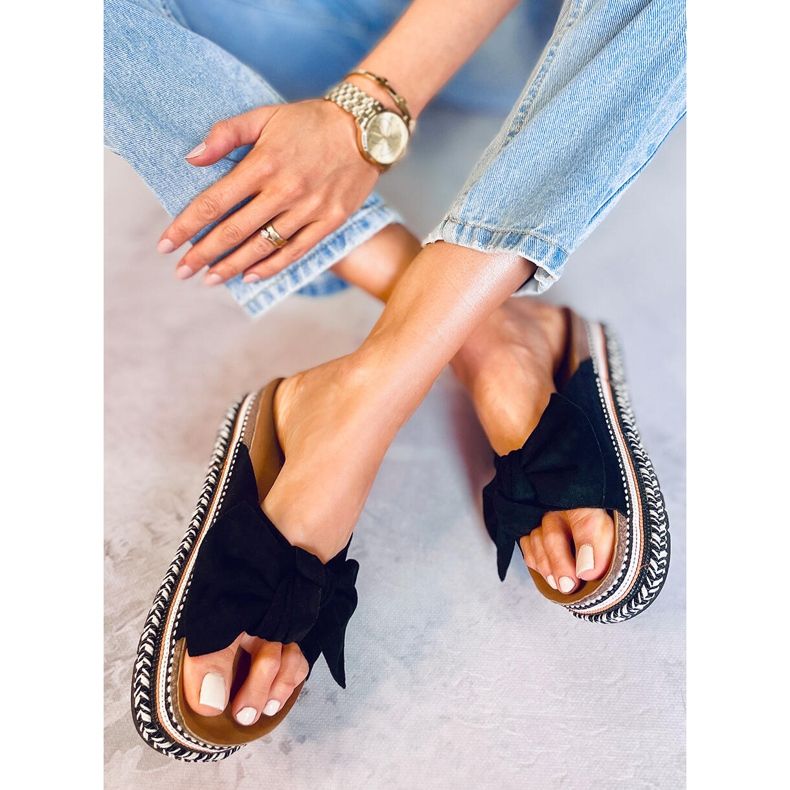 Flip-flops pe o talpă decorată Lane Black negru 2