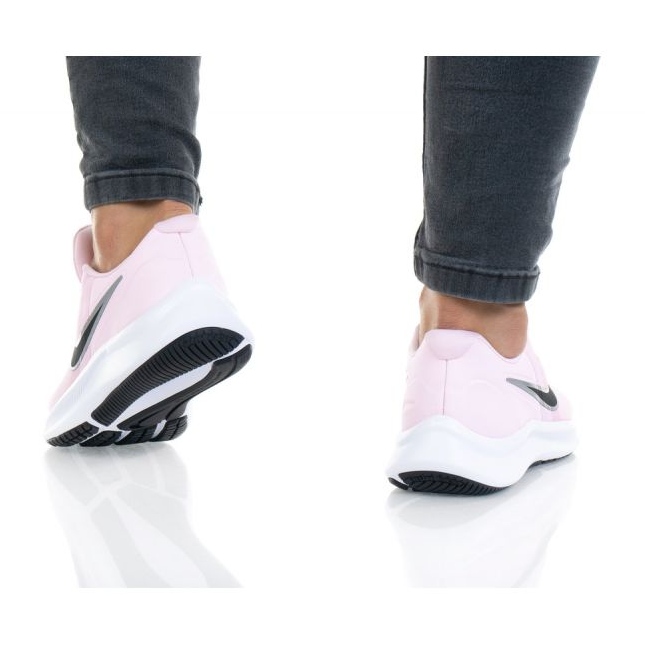 Pantofi NIke Star Runner 3 (GS) W DA2776-601 roz 2
