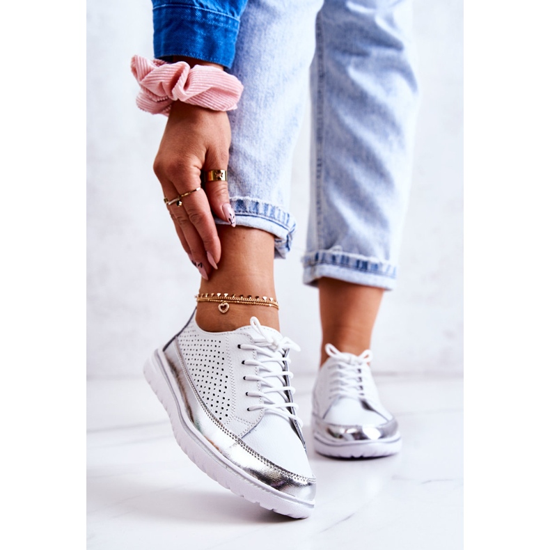 Vinceza Pantofi de damă ajurati pe platformă albă Deloren argint 1