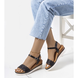 Sandale negre cu curea Kirk decorativă negru 1