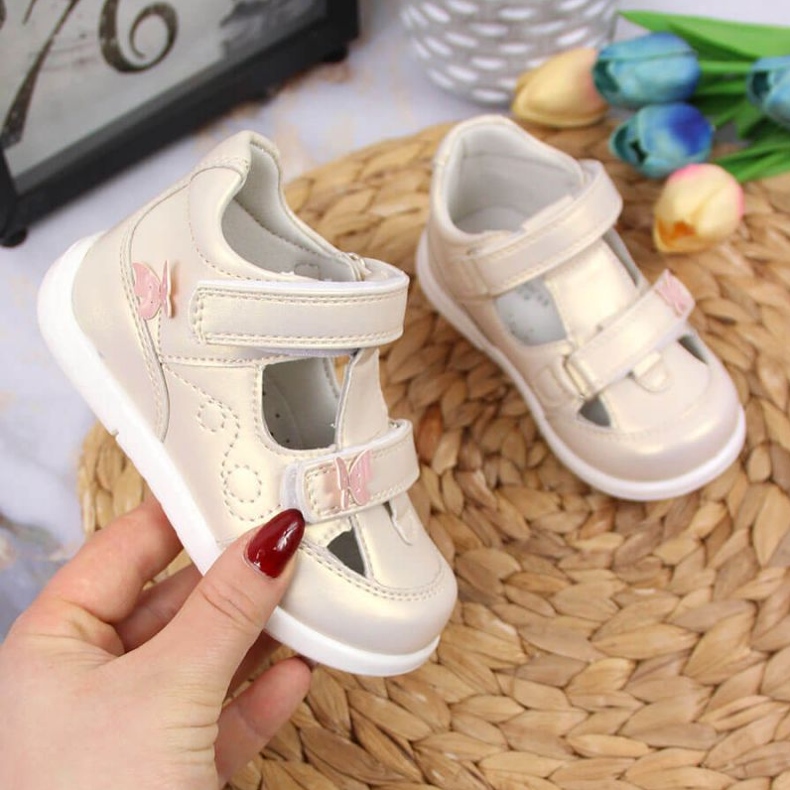 Pantofi ajurati cu velcro American Club Jr AM892A aurii de aur 1