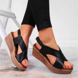 Sandale negre pe pană Filippo W PAW349A negru 2
