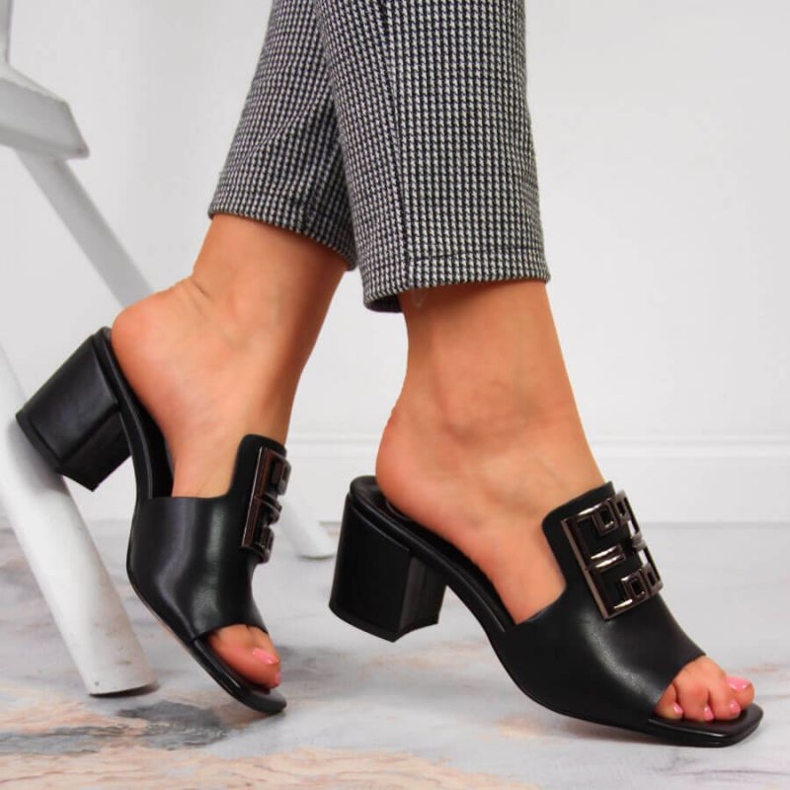 Papuci de piele pe post Filippo W PAW353 negru 2