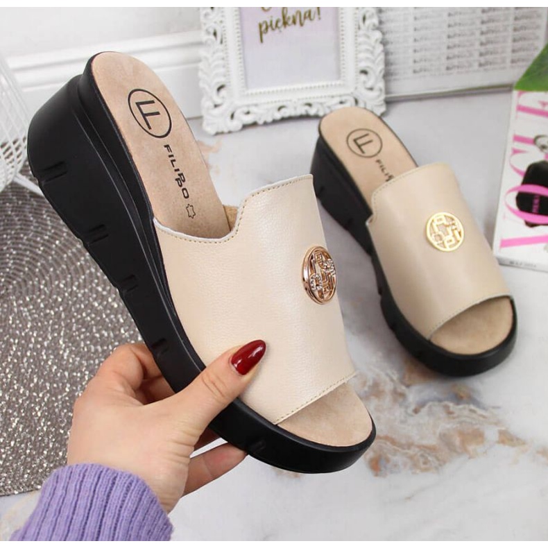 Papuci de piele pe pană Filippo W PAW362B bej 1