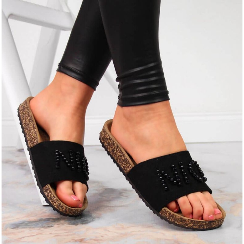 Papuci cu perle eVento W EVE356A negru 2