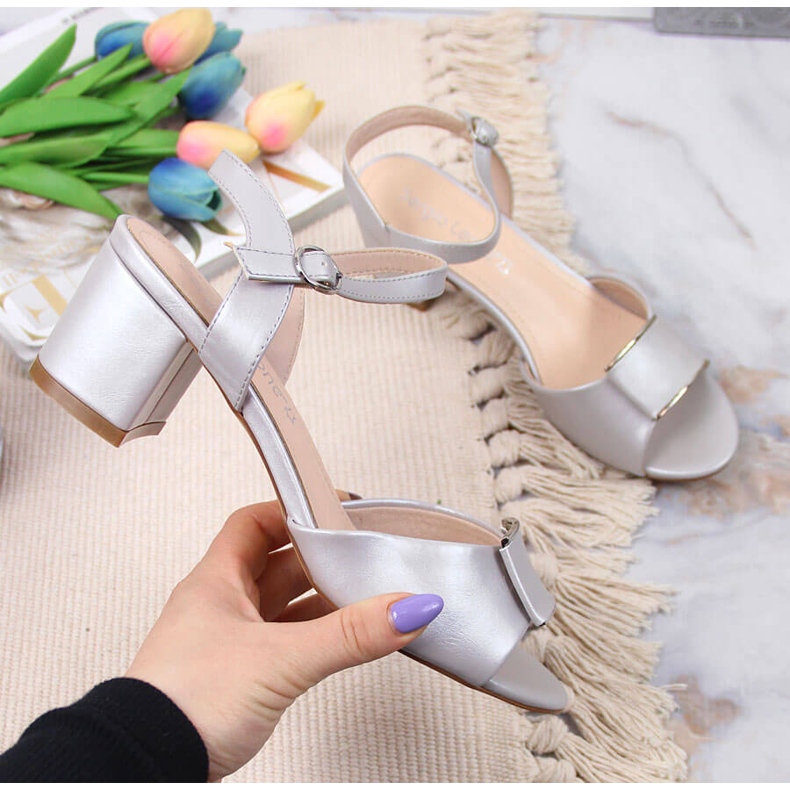 Sandale argintii pe post de Sergio Leone bej 1