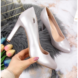 Pompe pe un post argintiu sidefat Sergio Leone 1