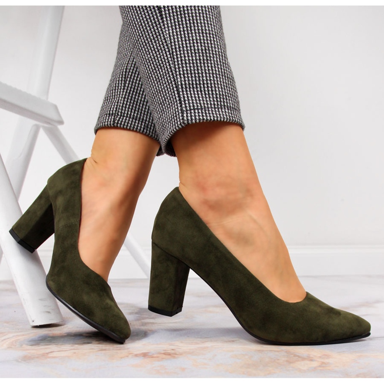 Pompe pe post piele intoarsa oliv Monique verde 1