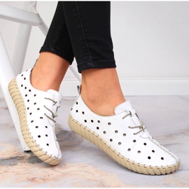 Pantofi albi de confort Artiker ajurati 2