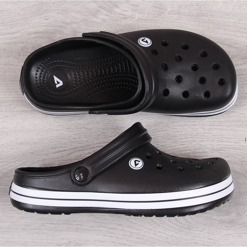 Papuci negri pentru piscina pentru copii American Club negru 1