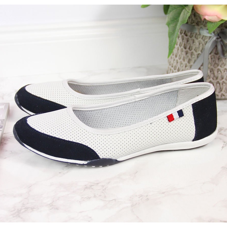 Balerini Filippo de damă, ajurat, alb și bleumarin 1