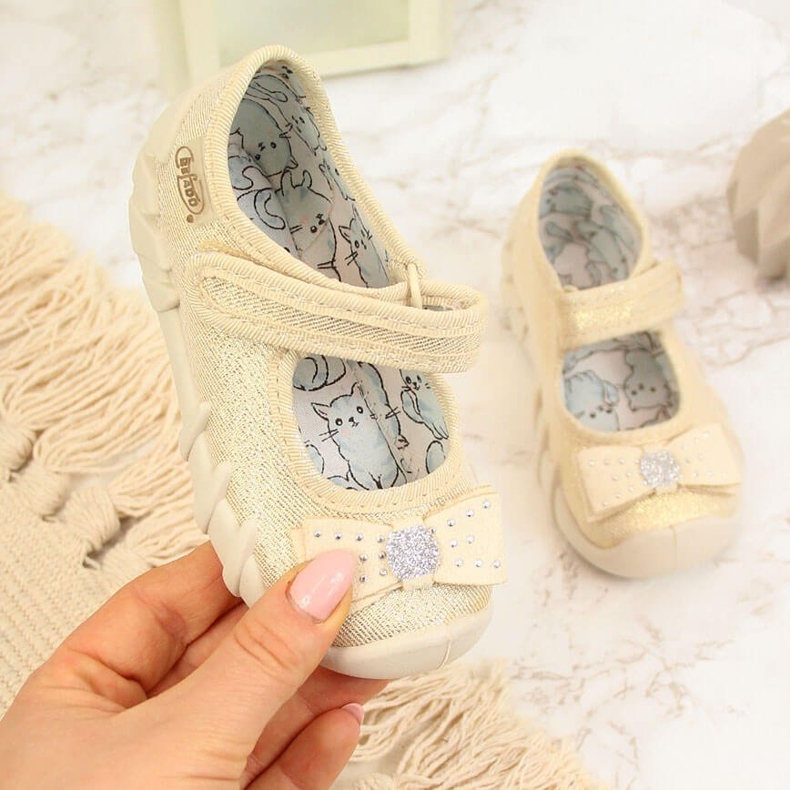 Balerini fete papuci bej velcro cu fundita Befado 1