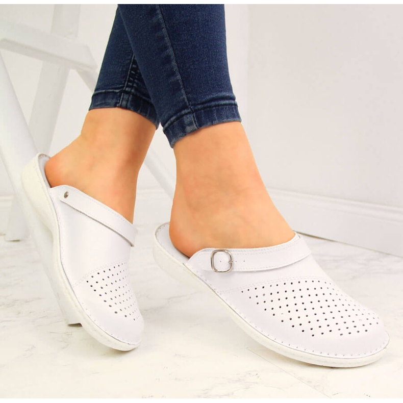 Papuci de dama din piele igienica Helios 275 White alb 1 Papuci de dama din piele igienica Helios 275 White alb 1