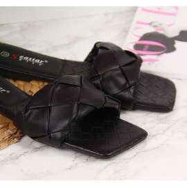 Papuci de damă matlasați Black Seastar negru 2