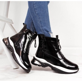 Tenisi de dama din piele lacuita neagra T.Sokolski negru 1