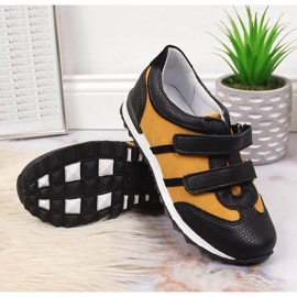 Pantofi pentru baieti cu velcro camel Kornecki 6291 negru multicolor 4