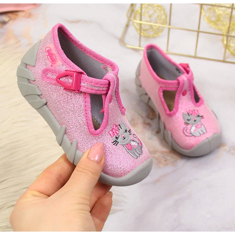 Papuci fetite pentru gradinita roz si gri Befado 1