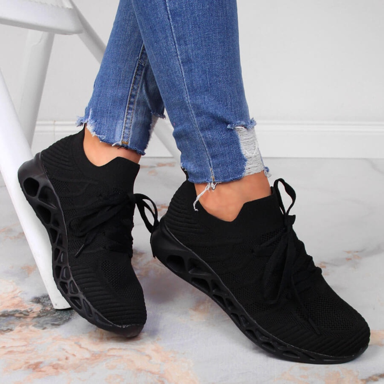 Pantofi sport din plasă de damă McKeylor negri negru 1 Pantofi sport din plasă de damă McKeylor negri negru 1